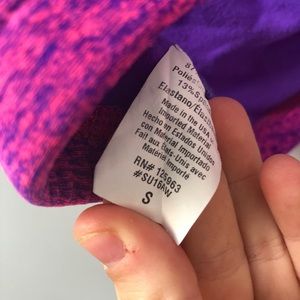 Beyond Yoga Intimates & Sleepwear - BEYOND YOGA sz S sports bra with adjustable straps Beyond Yoga Intimates & Sleepwear - BEYOND YOGA sz S sports bra with adjustable straps